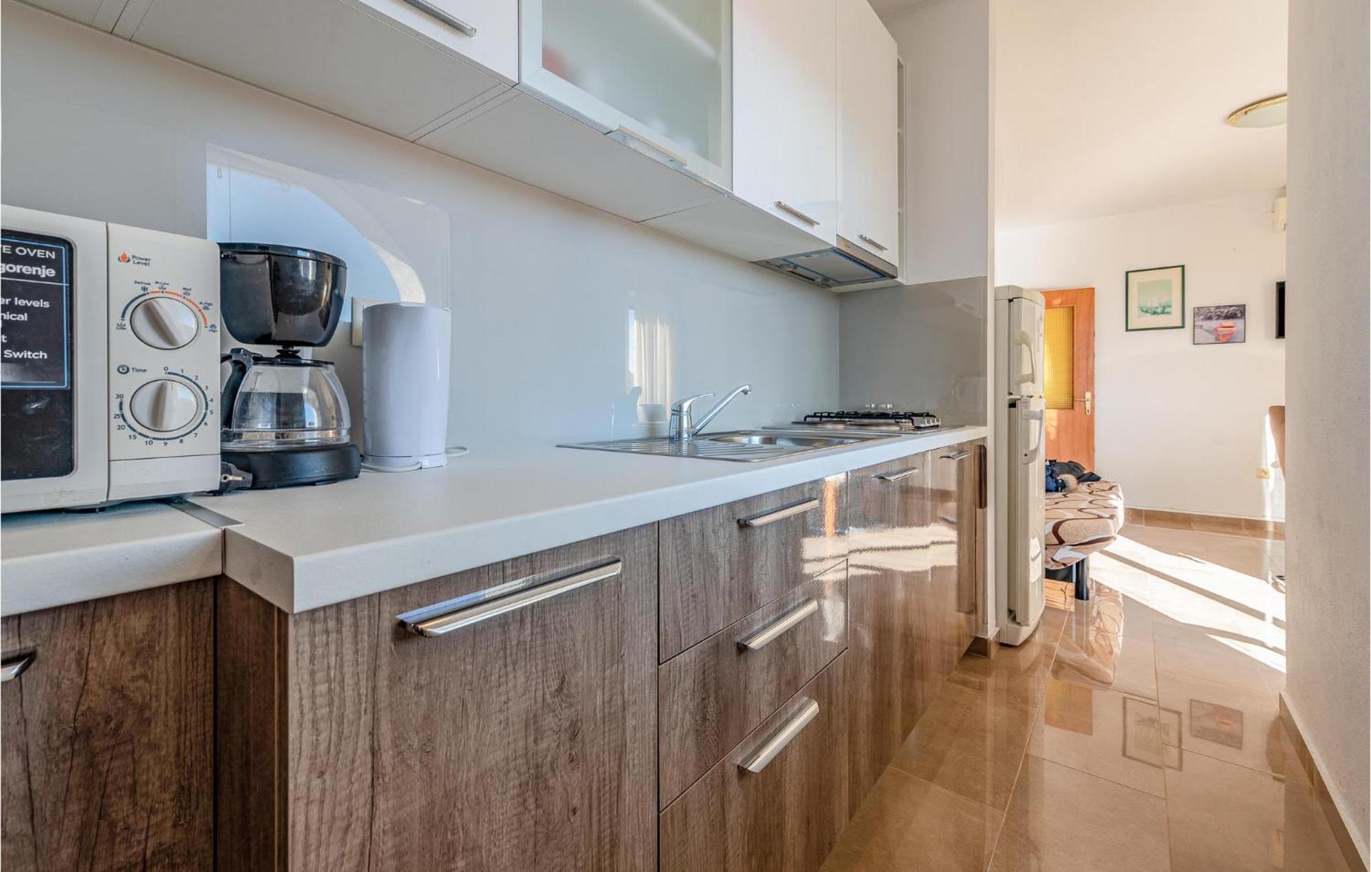 Amazing Apartment In Pakoštane Kültér fotó